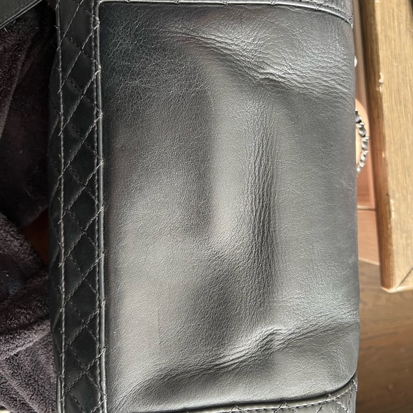 Chanel Leather Boy Bag Size Medium - Preowned - Picture 4 of 7